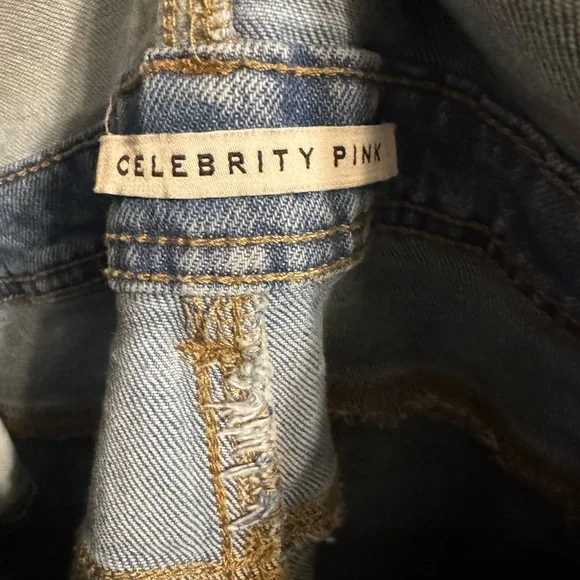 Celebrity Pink Denim Overalls – Women’s XL, Adjustable Straps, Great Condition - Picture 2 of 4